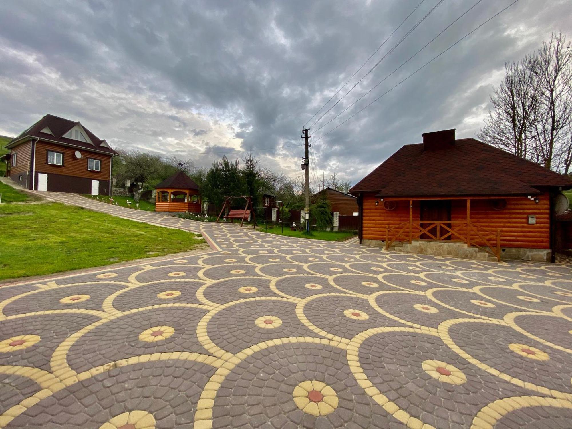 Vila U Troh Brativ Plavja Exteriér fotografie