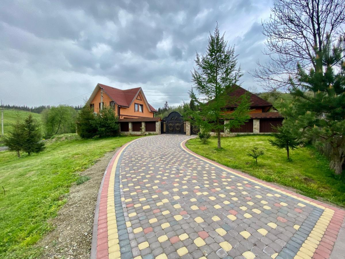 Vila U Troh Brativ Plavja Exteriér fotografie